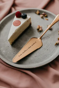 Tortová lopatka - O rok staršia, o kúsok sladšia