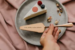 Tortová lopatka - O rok staršia, o kúsok sladšia