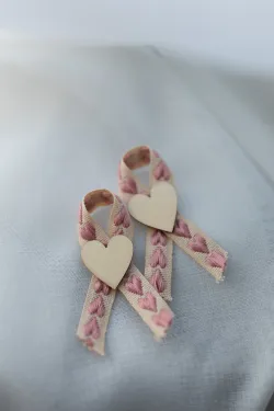 Svadobné pierka- Ružové srdce