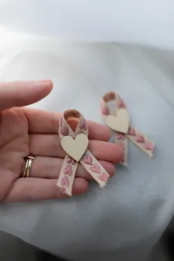 Svadobné pierka- Ružové srdce