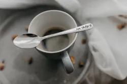 Lyžička - Apa káveja