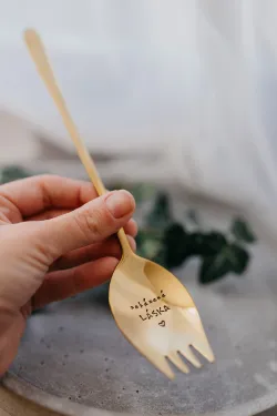 Lydlička- Zakázaná láska