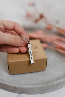 Kľúčenka hranol- verím si, ďakujem si, doprajem si, stačím si