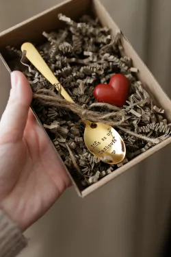 Set lyžičky a brošne- Mňa sa už nezbavíš