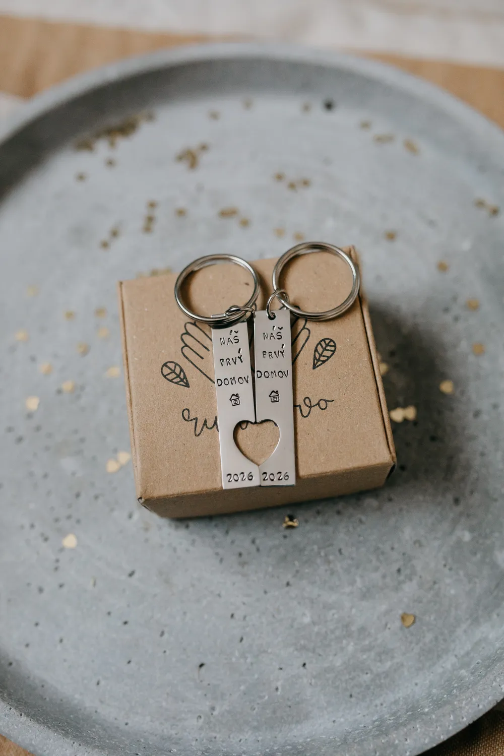 Sada dvoch kľúčeniek - Náš prvý domov 2026