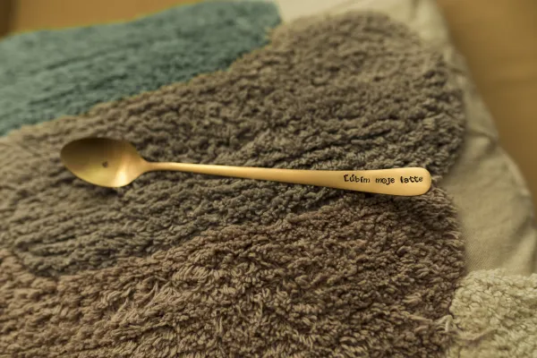 Latte lyžička -Ľúbim moje latte